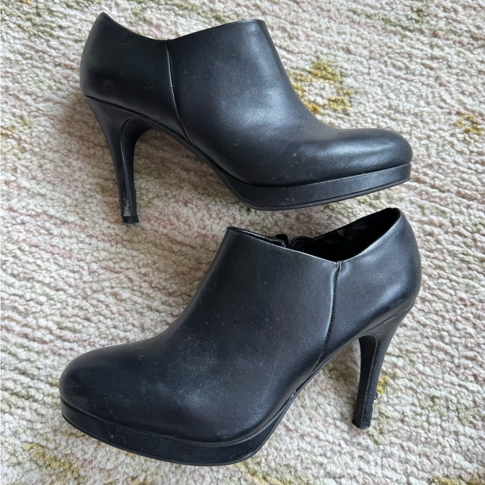 Women’s booties